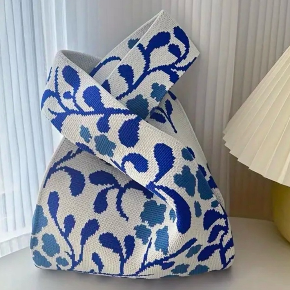 Heavy Woven Knit Floral Pattern Tote Purse Bag Japanese Knot  Closure Style